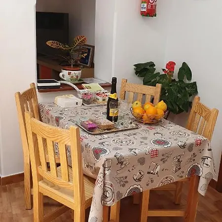 Casa Cueva Paquito Nyaraló Vega de San Mateo